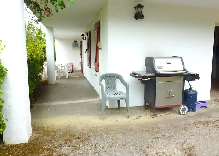 De 2 En Rez-de-chaussee D'une Maison *